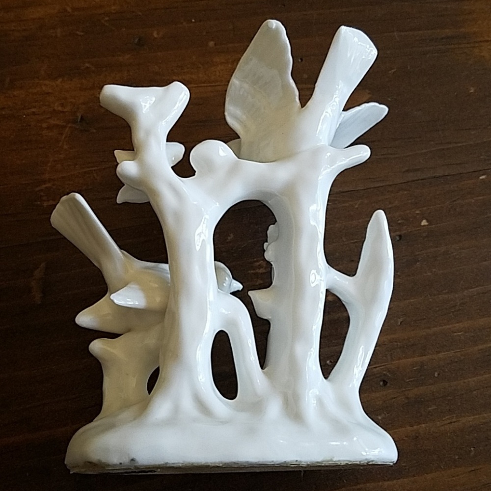 Bird and Butterfly Figurine - Picture 2 of 8